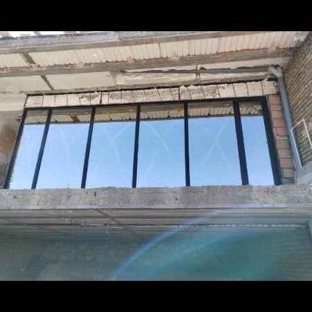 پنجره های رنگی